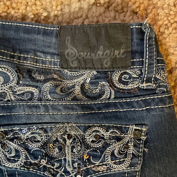 Bootcut jeans with detailed stitching on pockets size 7 - Picture 7 of 8